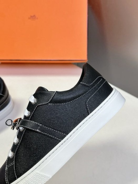 Кроссовки фото 8