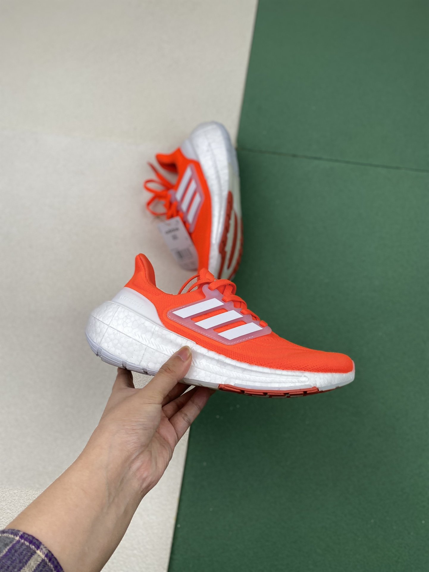 Sneakers Ultra Boost Light Solar Red Black White - HQ6341 фото 4