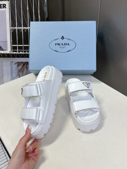 Шлепанцы фото 4