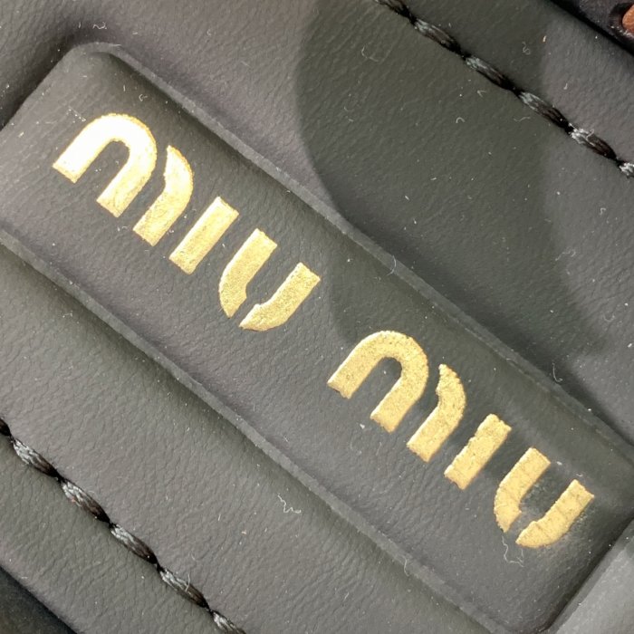 Сандалі жіночі фото 8