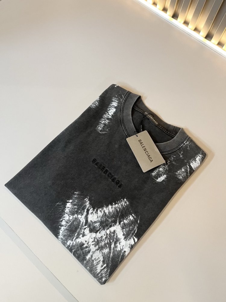 T-shirt men's фото 2