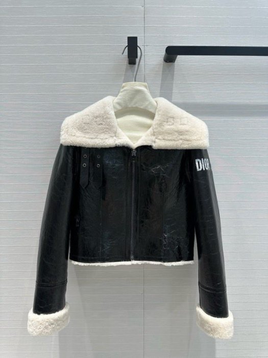 Jacket leather women's