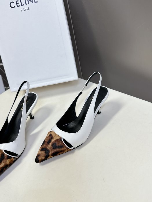 Босоножки фото 3