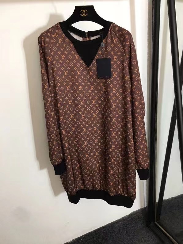 Dress from long sleeves, Colour brown