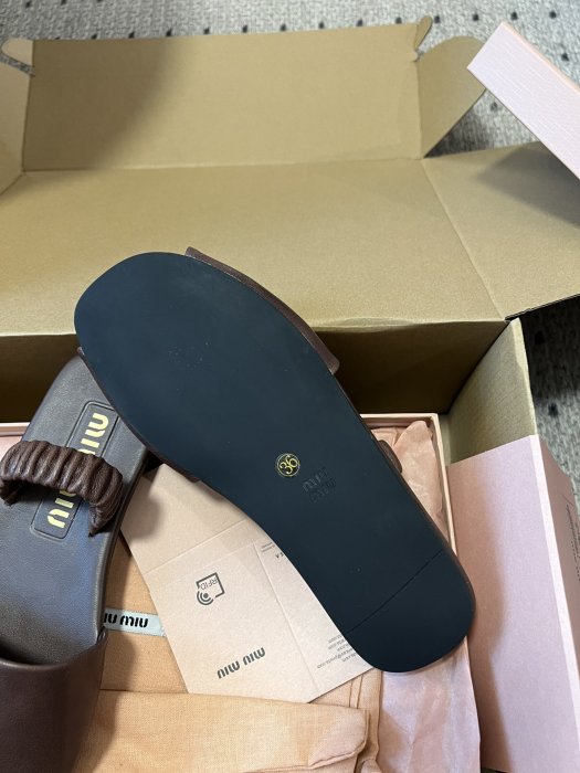 Босоножки фото 5