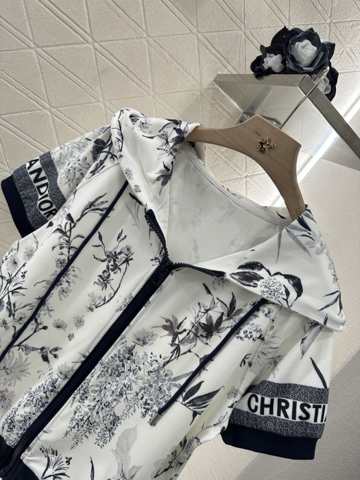 Кофта жіноча фото 3