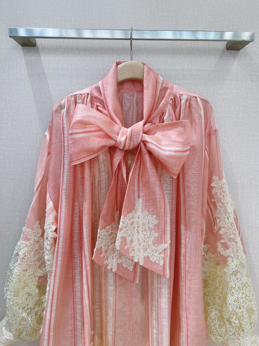 Dress silk from bow фото 2