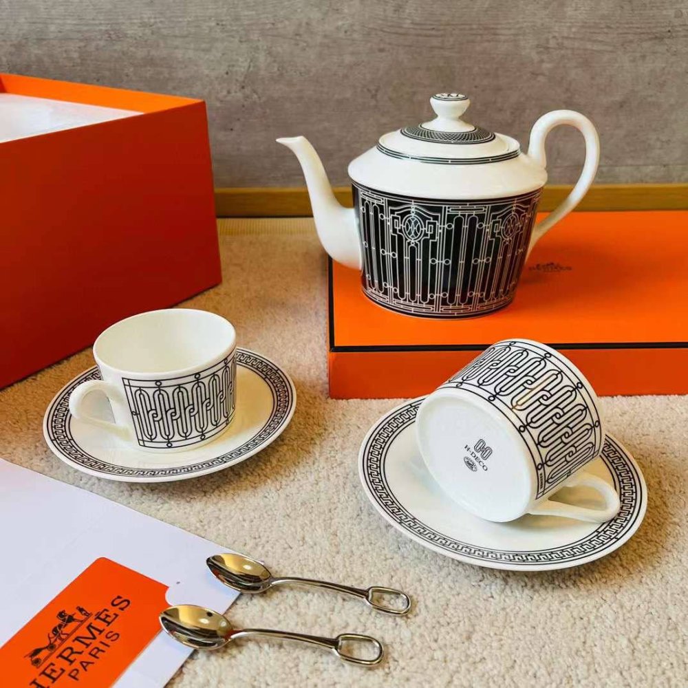 Tea porcelain service