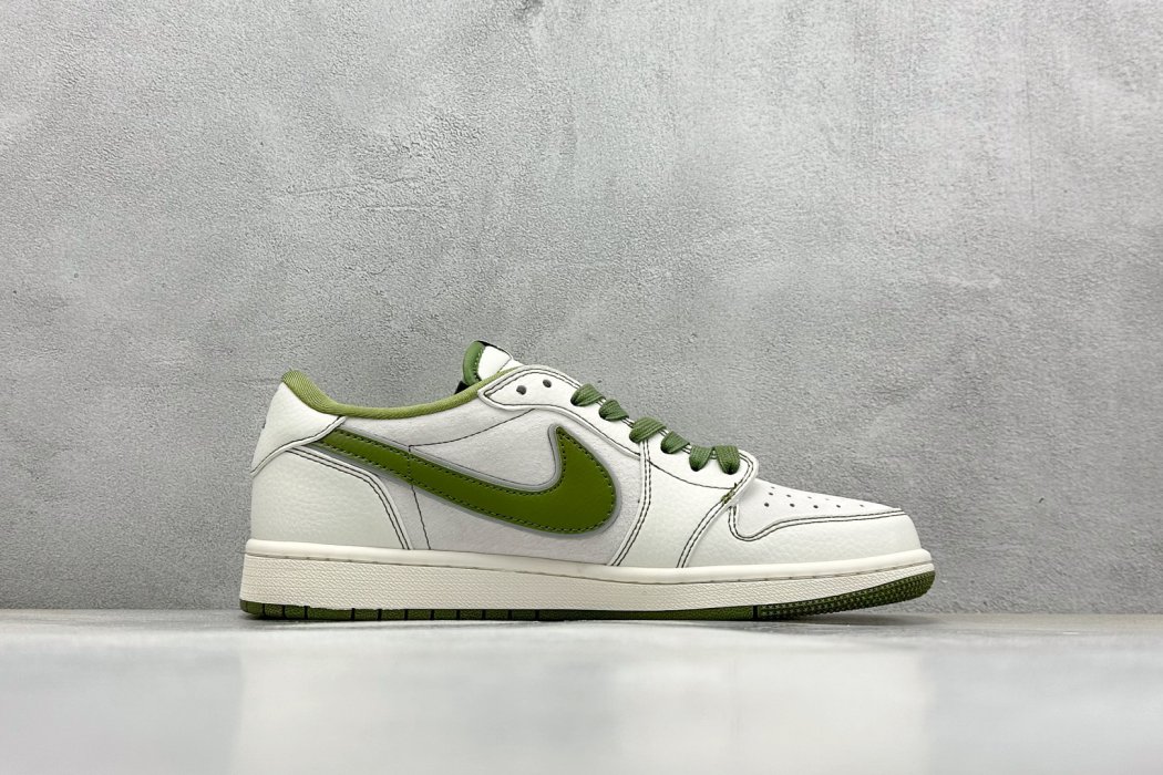 Кроссовки Travis Scott x Nike Air Jordan 1 Low x Supreme фото 2