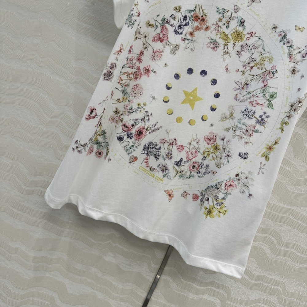 T-shirt women's фото 5