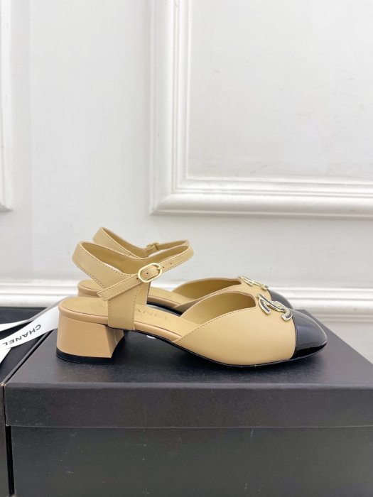 Босоножки фото 4