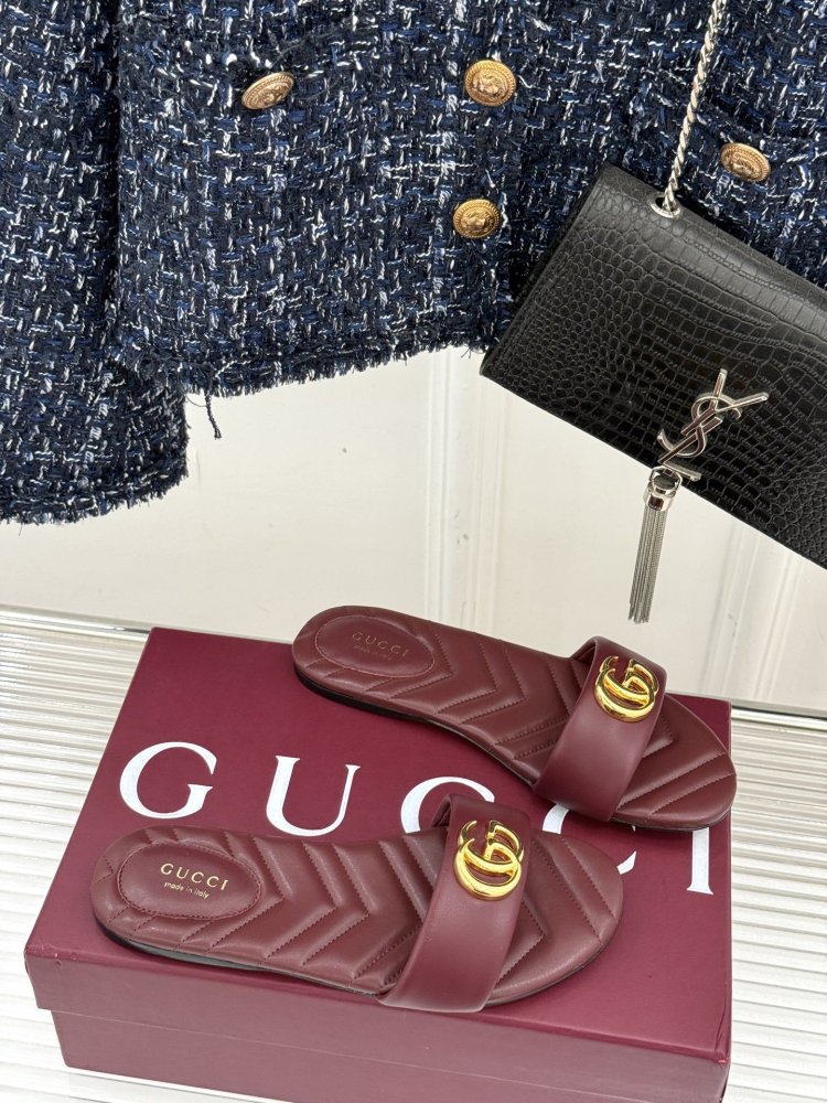 Шльопанці жіночі фото 3