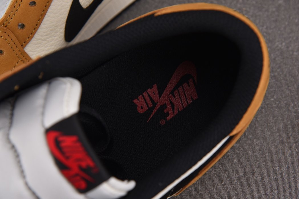 Кроссовки Air Jordan 1 Low фото 10