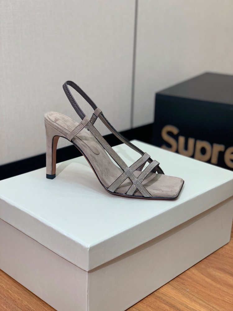 Босоножки фото 4