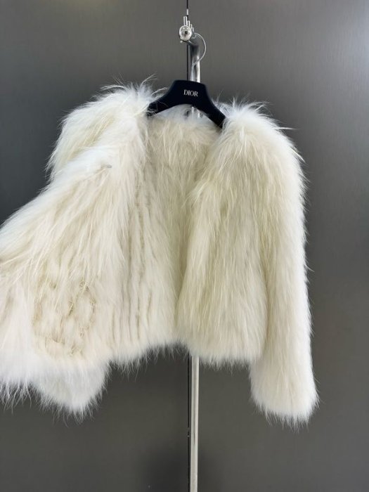 Fur coat of fox fur фото 9