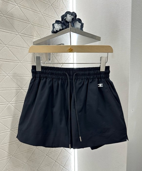 Шорти жіночі