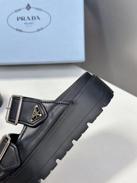 Шлепанцы фото 7