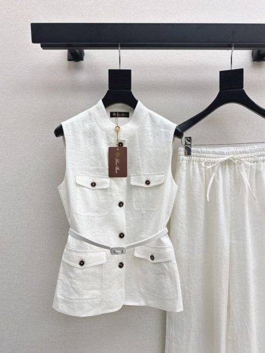 Костюм женский фото 9