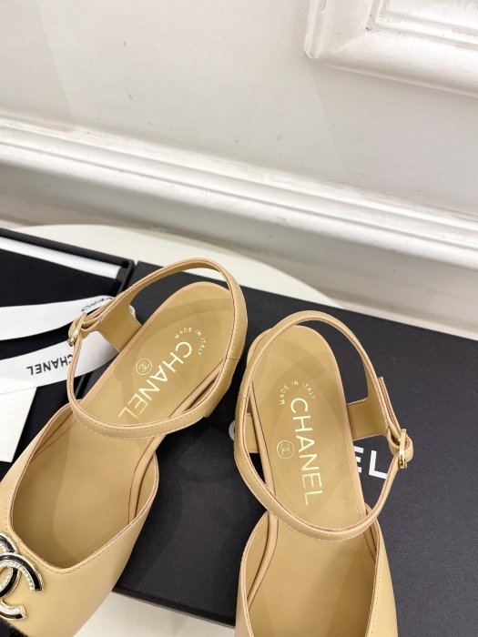 Босоножки фото 6