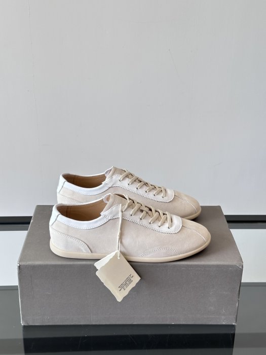 Кроссовки мужские