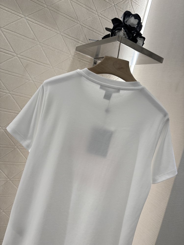 Футболка жіноча фото 8