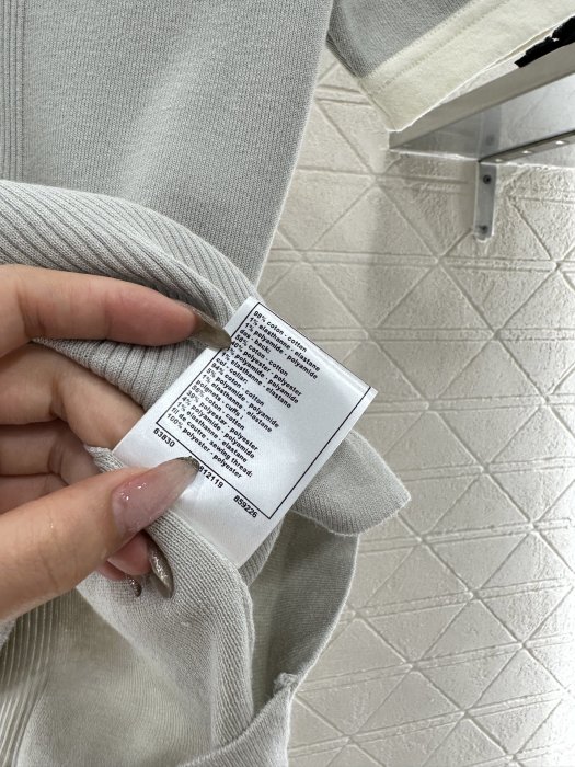 Футболка женская фото 9