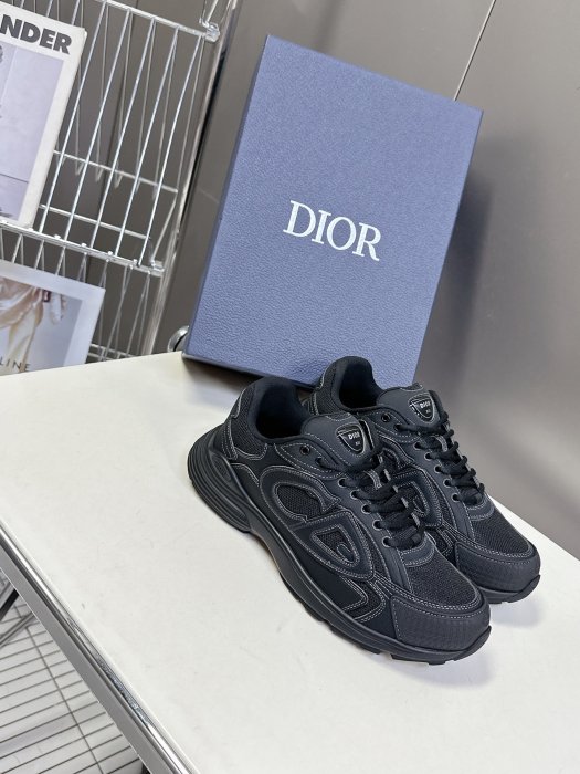 Кроссовки фото 2