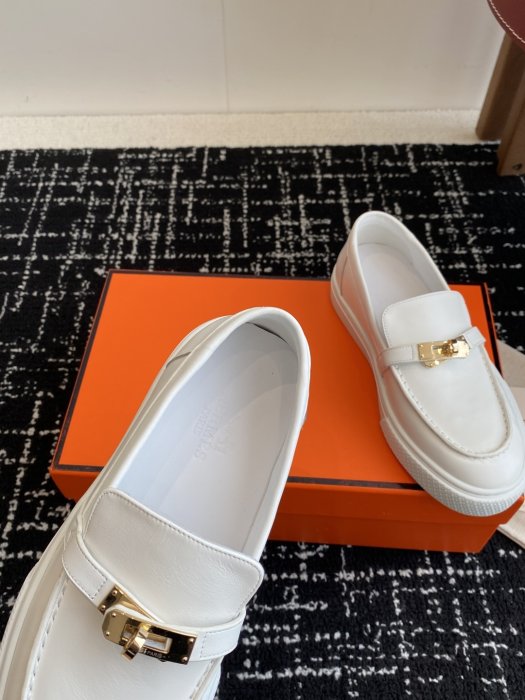 Лоферы шкіряні жіночі фото 8