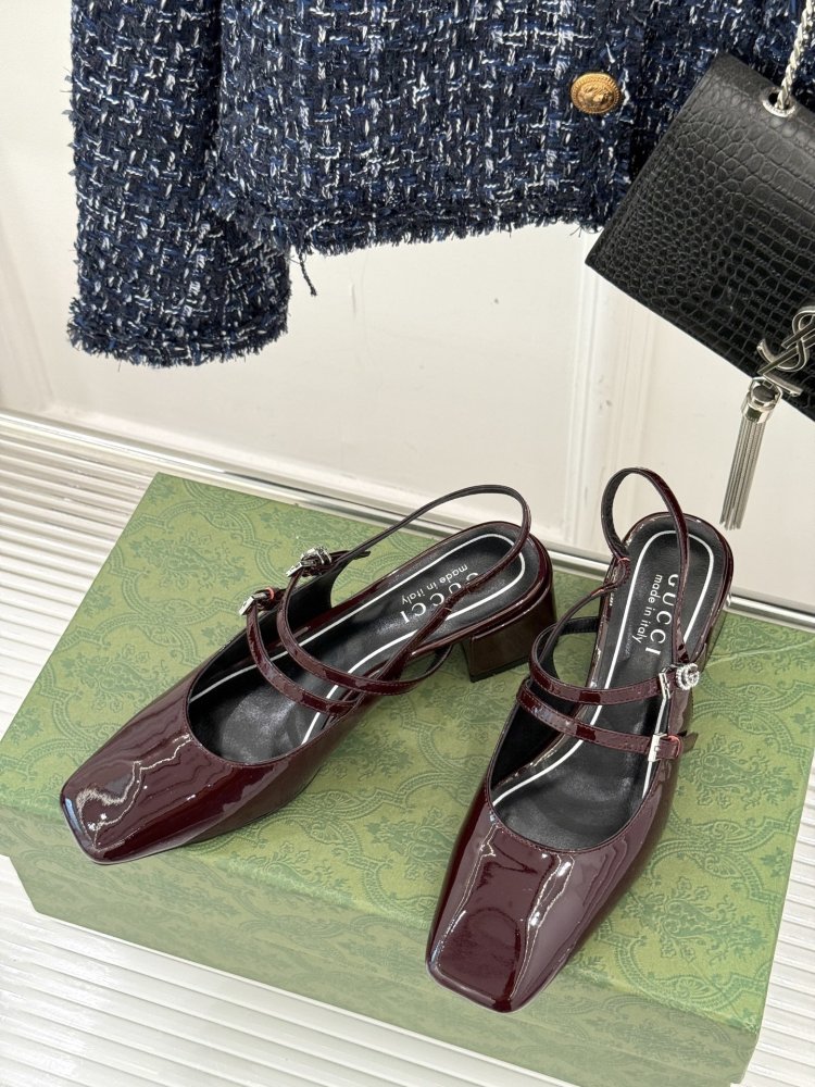 Босоножки фото 2