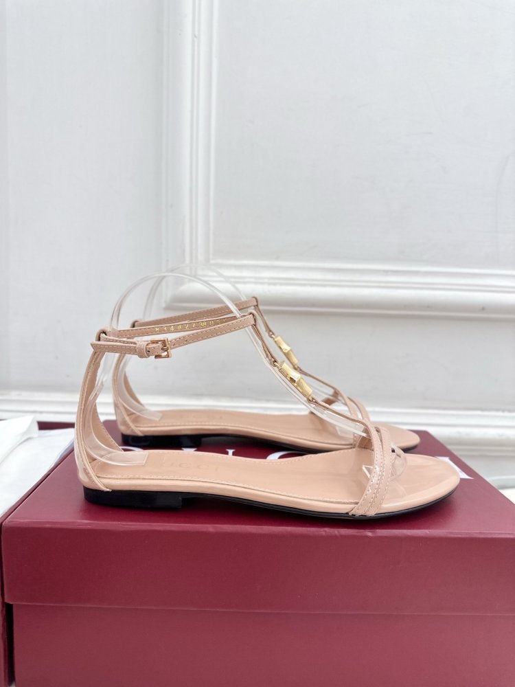 Босоножки фото 3