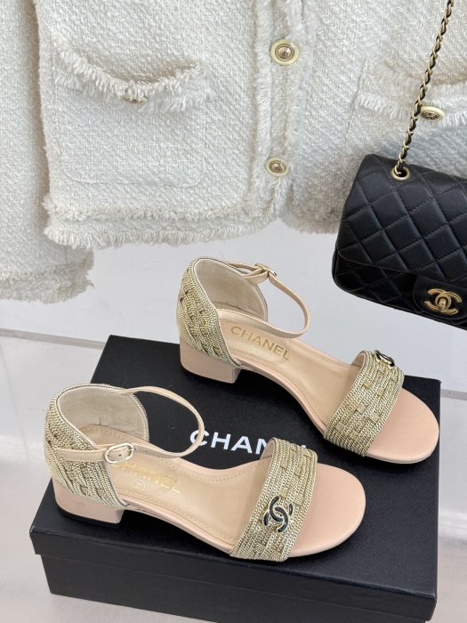 Босоніжки фото 3