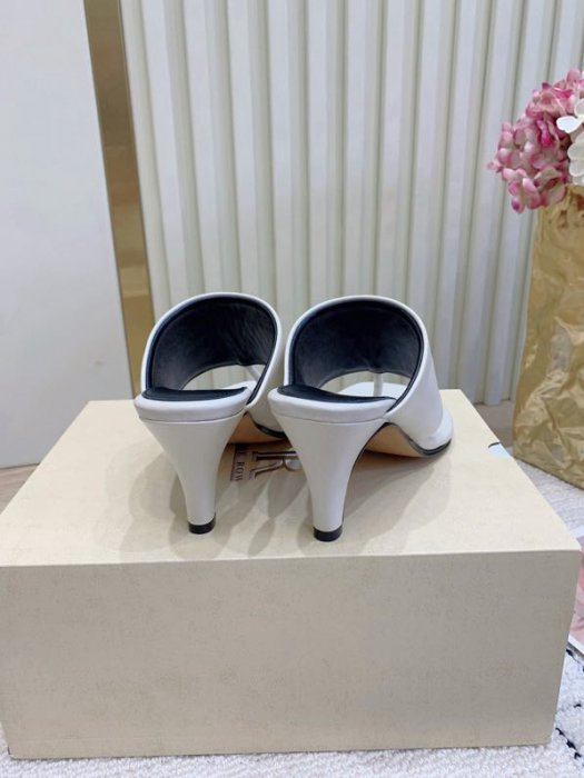 Босоножки фото 2