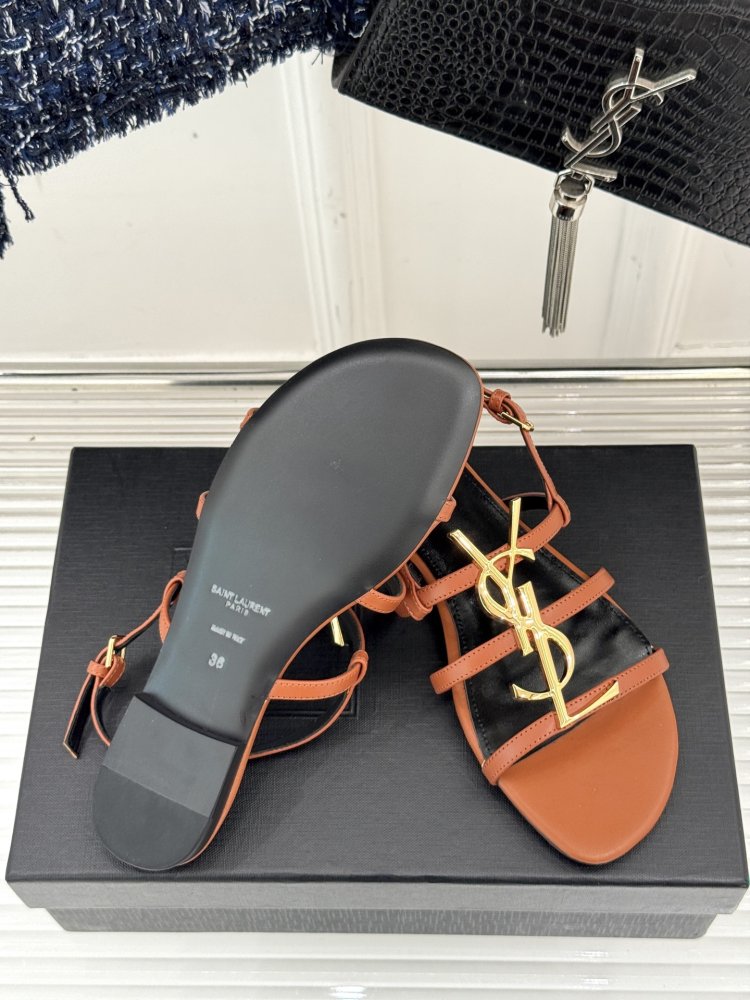 Сандалии женские фото 9