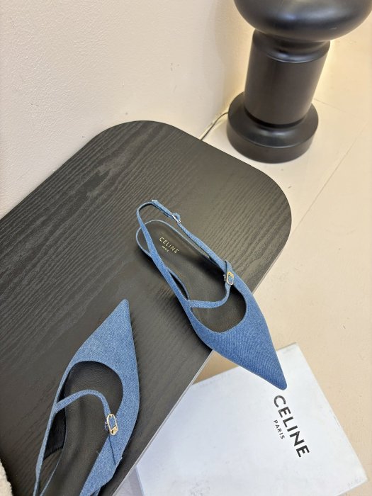 Босоножки фото 4