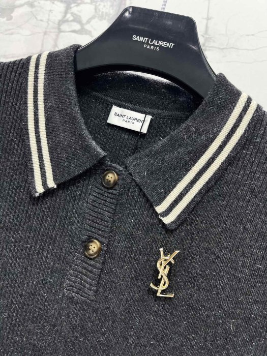 Футболка жіноча фото 3