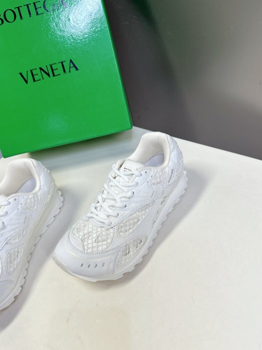 Кроссовки фото 3