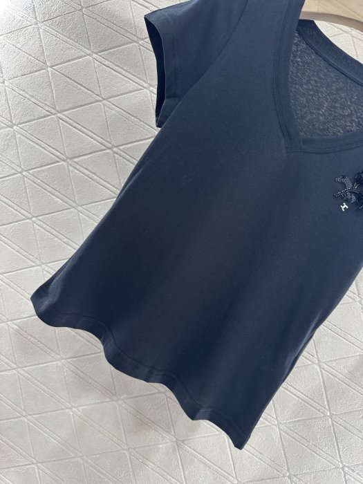 T-shirt women's фото 5