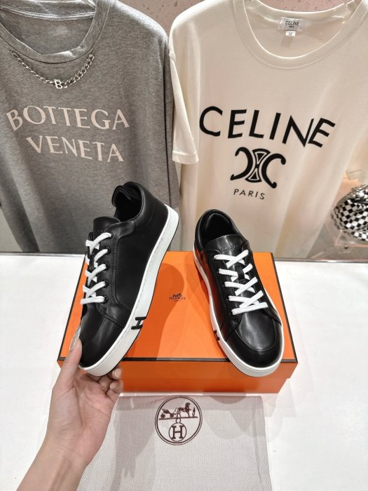 Кроссовки фото 4