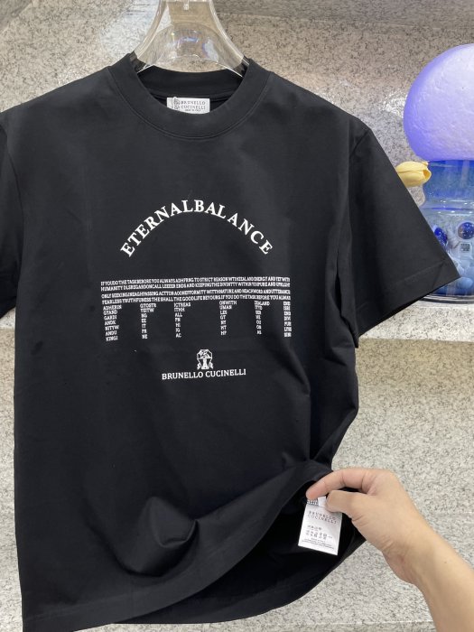 T-shirt men's фото 3