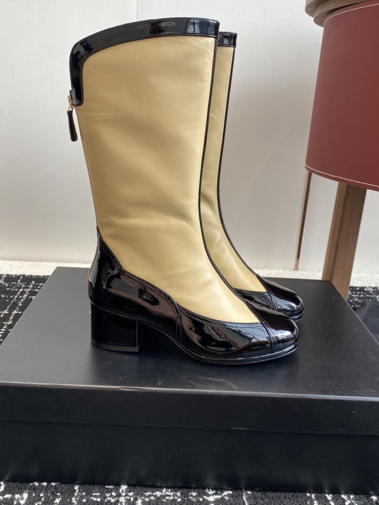 Boots women's фото 2