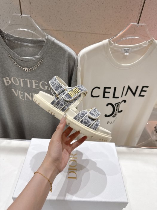 Sandals women's фото 5