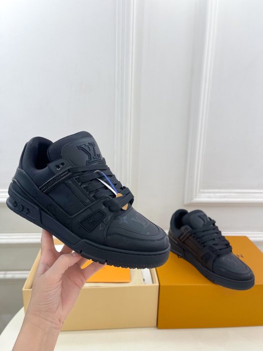 Sneakers фото 4