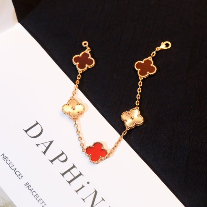 A bracelet фото 11