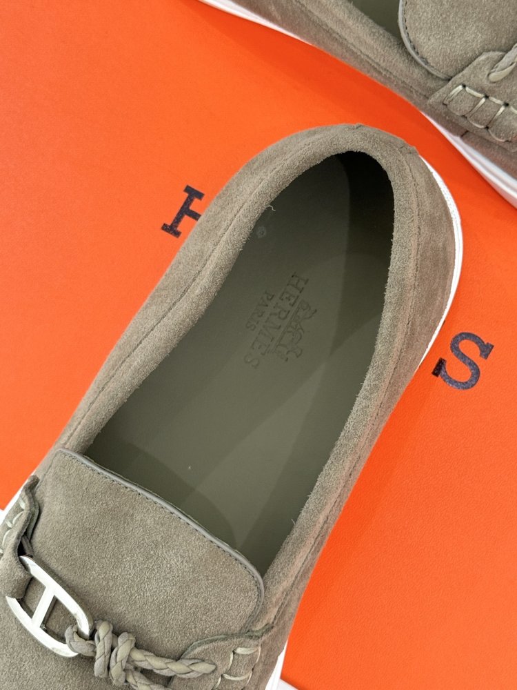 Лоферы женские фото 8