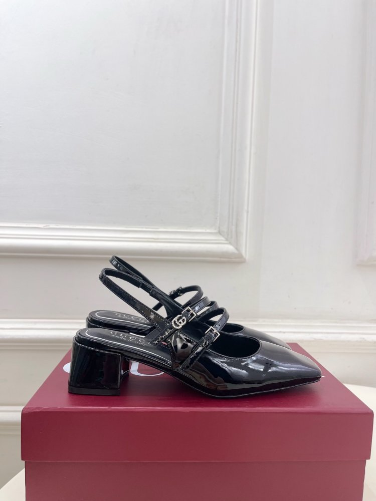 Босоніжки фото 2