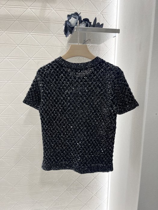 T-shirt women's фото 2