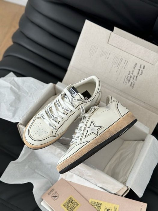 Shoes Golden Goose