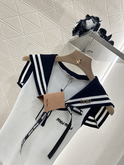 Футболка женская фото 7