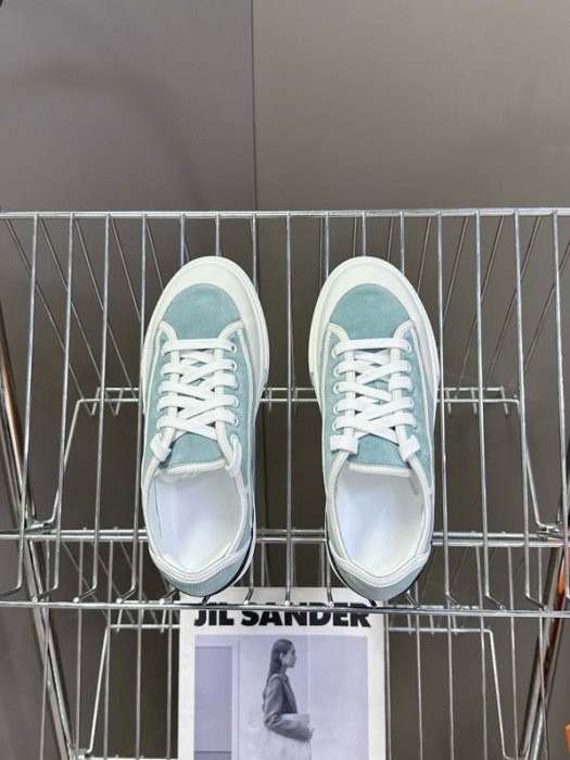 Кроссовки фото 3