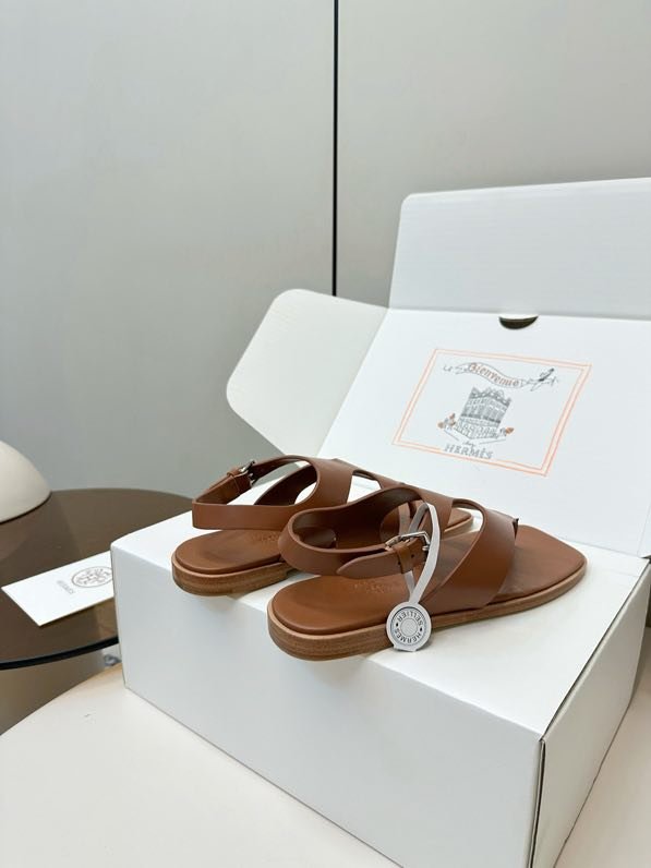 Сандалі шкіряні жіночі фото 4